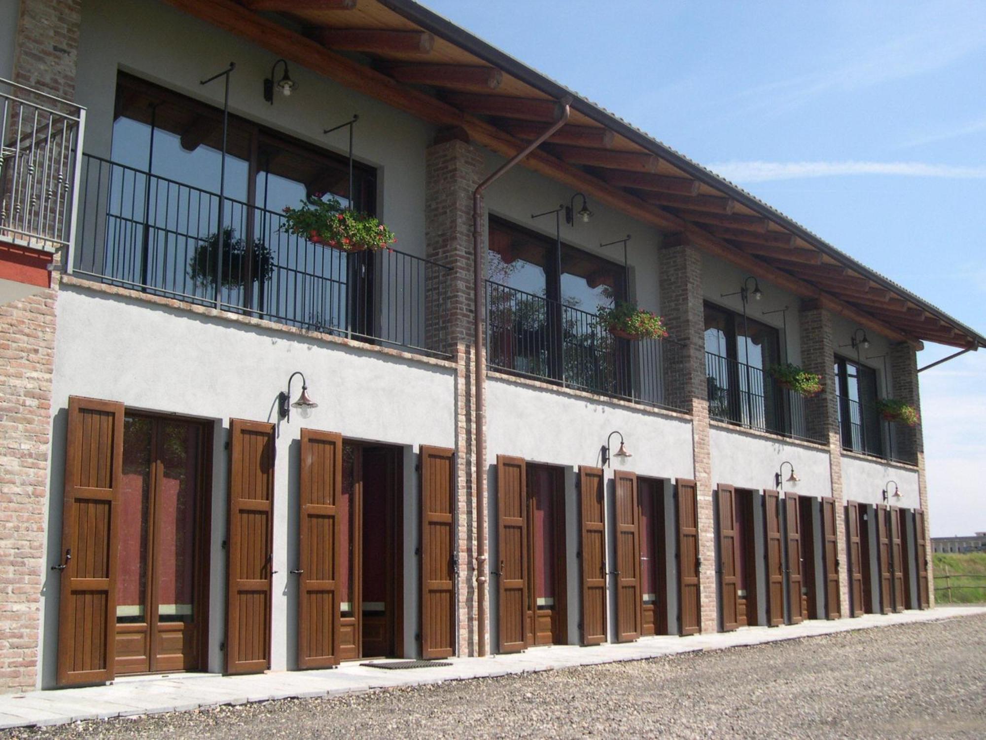 Agriturismo La Sforzata Collegno Eksteriør billede