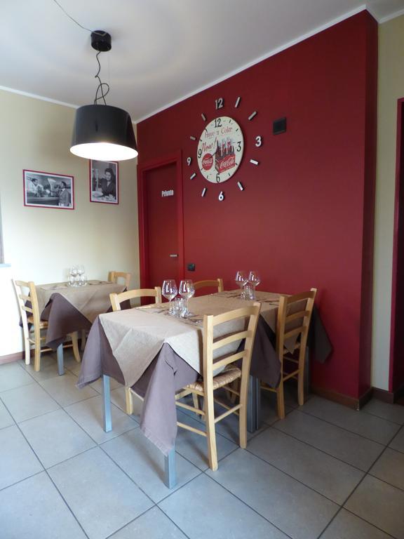 Agriturismo La Sforzata Collegno Eksteriør billede